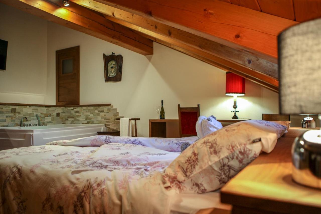 Maison Bordon - Le Petit Chateau Nus Exterior foto